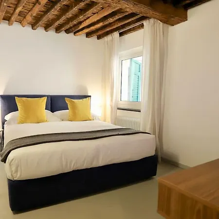 Apartment San Lorenzo Small Genoa