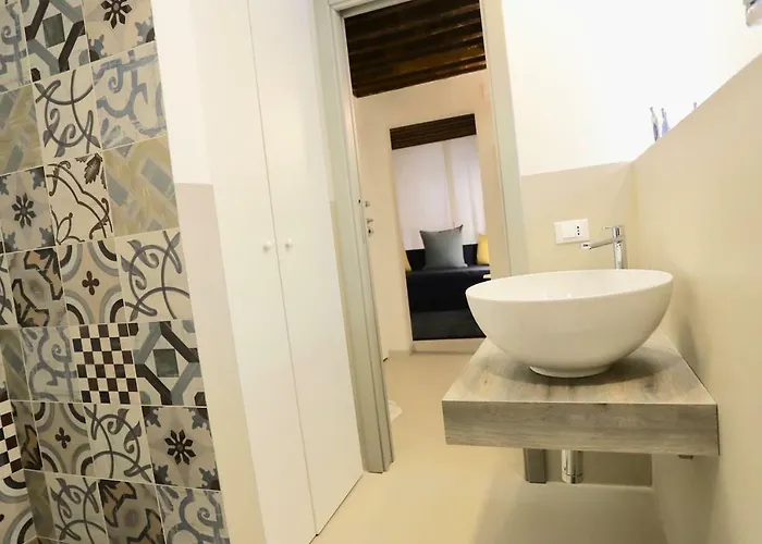 San Lorenzo Small Apartamento *